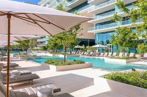 10201 Collins Avenue Bal Harbour FL 33154