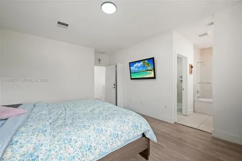 12748 SW 131st Terrace Miami FL 33186