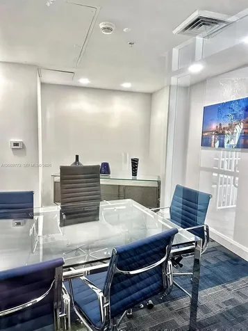 253 NE 2nd Street Miami FL 33132