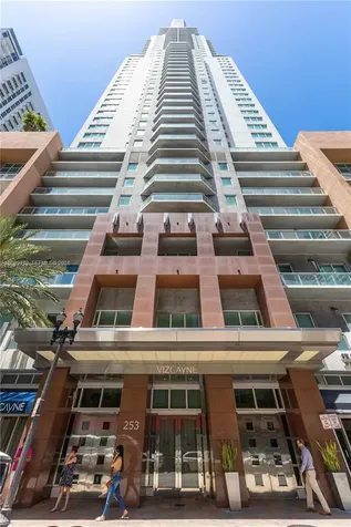 253 NE 2nd Street Miami FL 33132