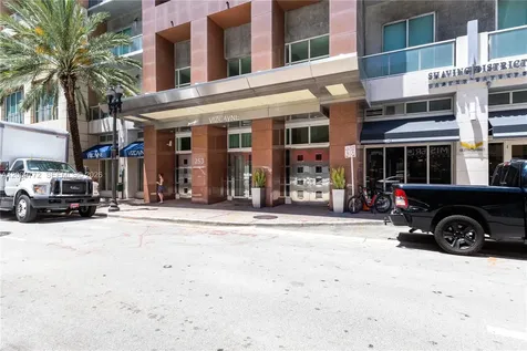 253 NE 2nd Street Miami FL 33132