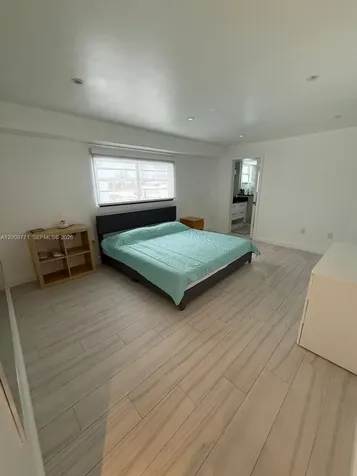 1150 Collins Avenue Miami Beach FL 33139