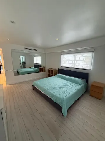 1150 Collins Avenue Miami Beach FL 33139