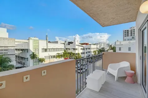 1150 Collins Avenue Miami Beach FL 33139