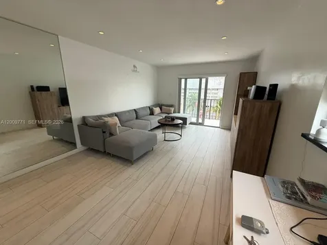 1150 Collins Avenue Miami Beach FL 33139