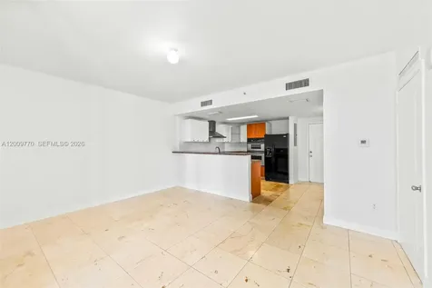 170 SE 14th Street Miami FL 33131
