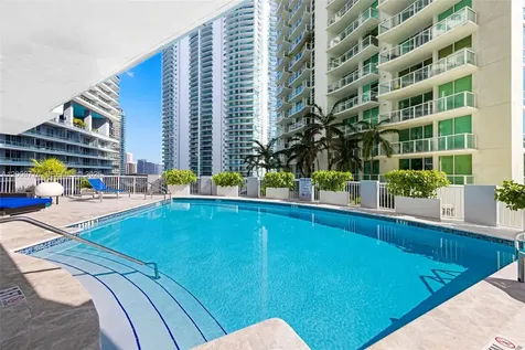 170 SE 14th Street Miami FL 33131