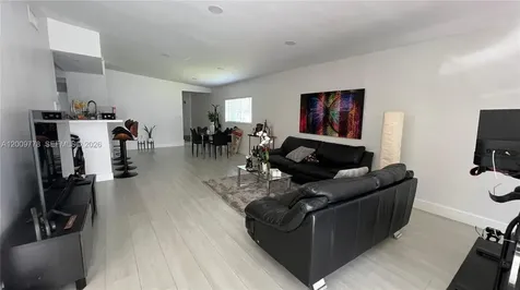 7440 SW 105th Place Miami FL 33173