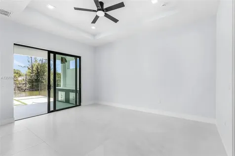 2303 NW 35 Avenue Cape Coral FL 33993