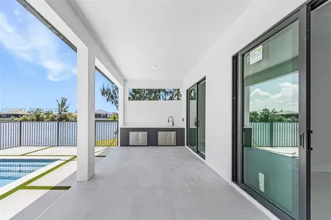 2303 NW 35 Avenue Cape Coral FL 33993