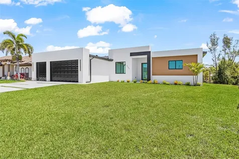 2303 NW 35 Avenue Cape Coral FL 33993