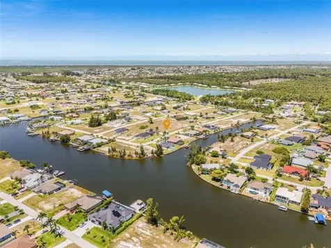 2303 NW 35 Avenue Cape Coral FL 33993
