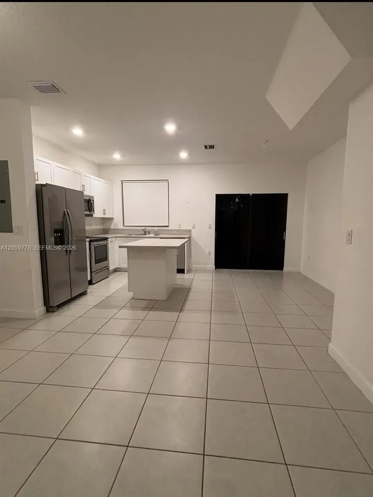 20964 NE 8th Avenue Miami FL 33179