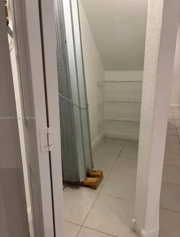 20964 NE 8th Avenue Miami FL 33179