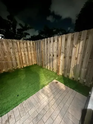 20964 NE 8th Avenue Miami FL 33179