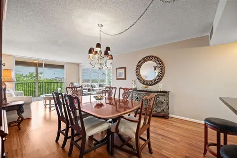 3300 W Rolling Hills Circle Davie FL 33328