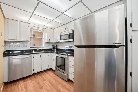 3300 W Rolling Hills Circle Davie FL 33328