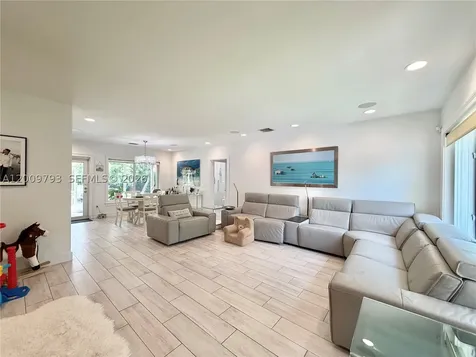 823 NE 107th Street Biscayne Park FL 33161