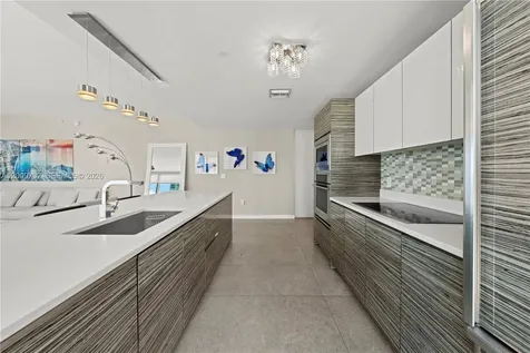 460 NE 28th Street Miami FL 33137