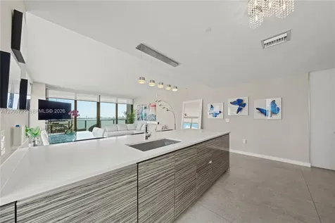 460 NE 28th Street Miami FL 33137
