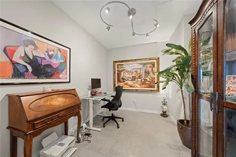 460 NE 28th Street Miami FL 33137