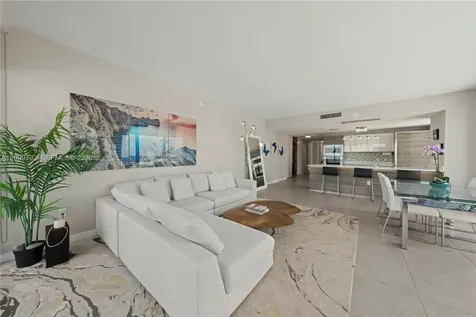 460 NE 28th Street Miami FL 33137