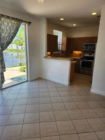11425 NW 76th Terrace Doral FL 33178
