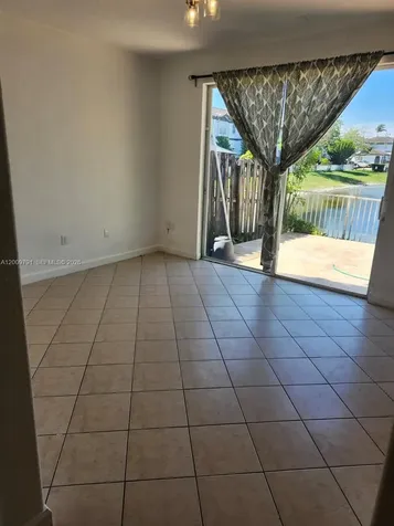 11425 NW 76th Terrace Doral FL 33178