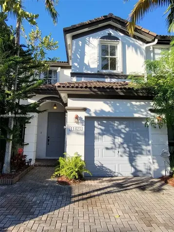 11425 NW 76th Terrace Doral FL 33178