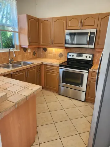 11425 NW 76th Terrace Doral FL 33178
