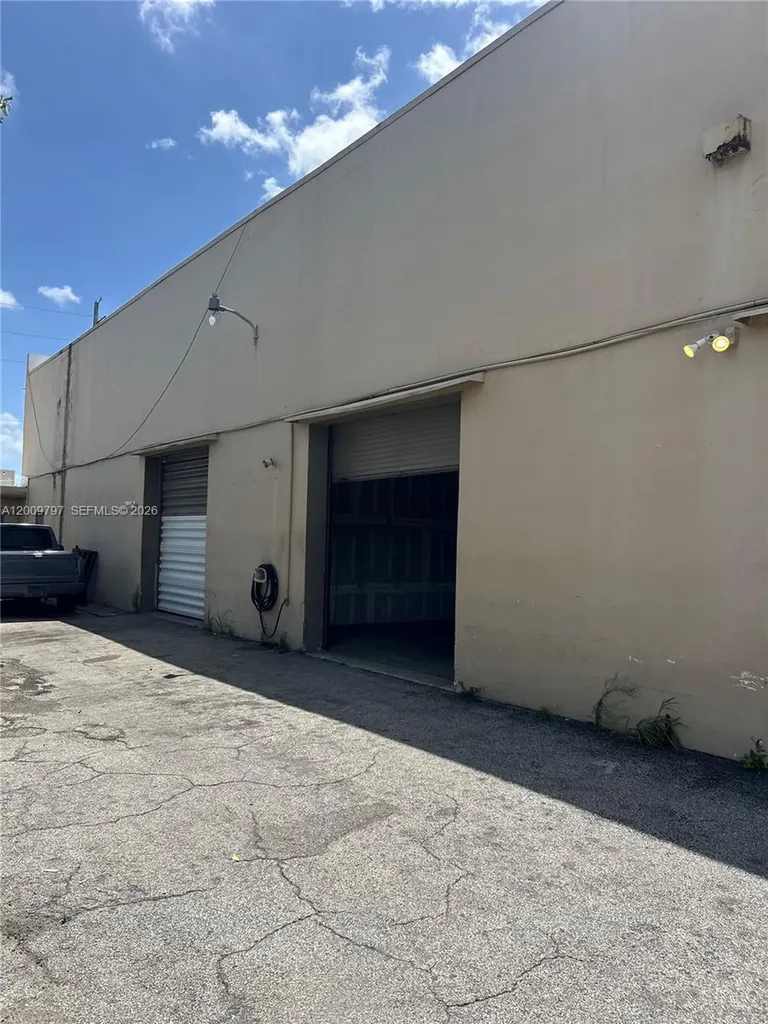 2309 SW 60th Way Miramar FL 33023