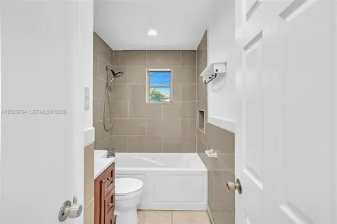 4156 SW 49th Court Dania Beach FL 33314