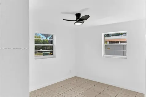 4156 SW 49th Court Dania Beach FL 33314
