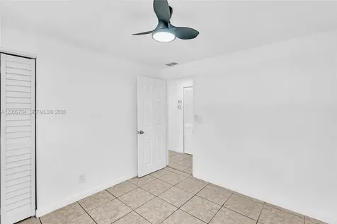 4156 SW 49th Court Dania Beach FL 33314