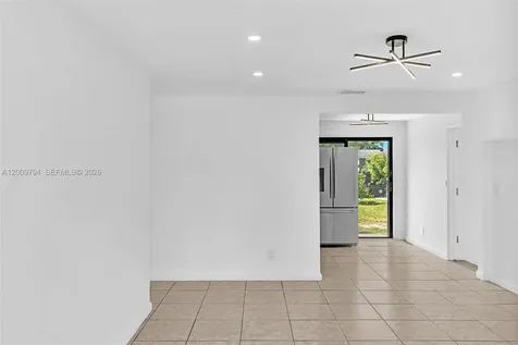 4156 SW 49th Court Dania Beach FL 33314