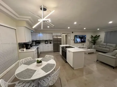 5221 York Court Cape Coral FL 33904