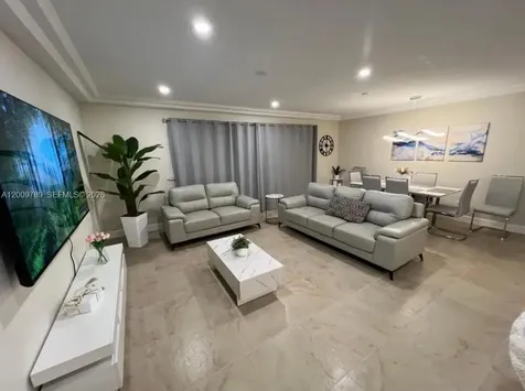 5221 York Court Cape Coral FL 33904
