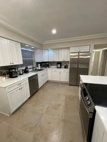 5221 York Court Cape Coral FL 33904
