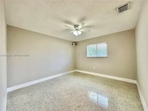 10303 NW 35th Place Miami FL 33147