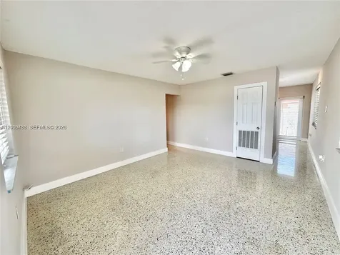 10303 NW 35th Place Miami FL 33147