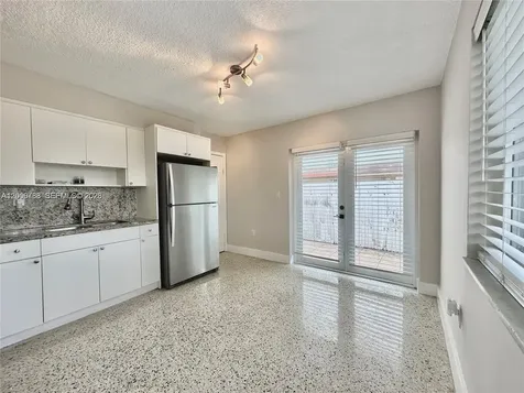10303 NW 35th Place Miami FL 33147