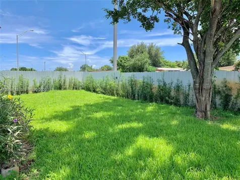 10303 NW 35th Place Miami FL 33147