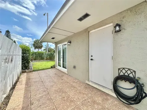 10303 NW 35th Place Miami FL 33147