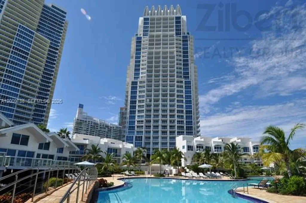 50 S Pointe Drive Miami Beach FL 33139