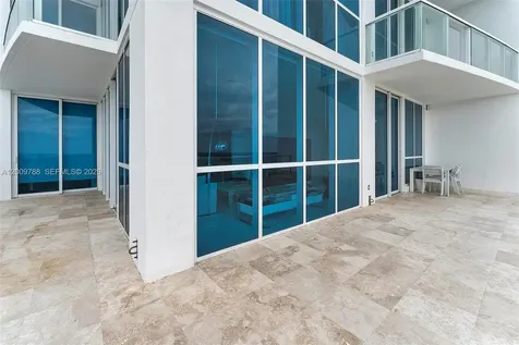 50 S Pointe Drive Miami Beach FL 33139
