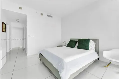 50 S Pointe Drive Miami Beach FL 33139