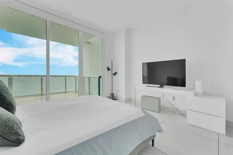 50 S Pointe Drive Miami Beach FL 33139
