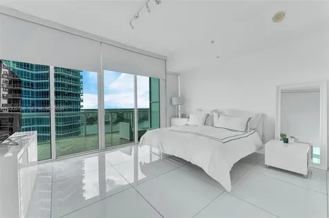 50 S Pointe Drive Miami Beach FL 33139