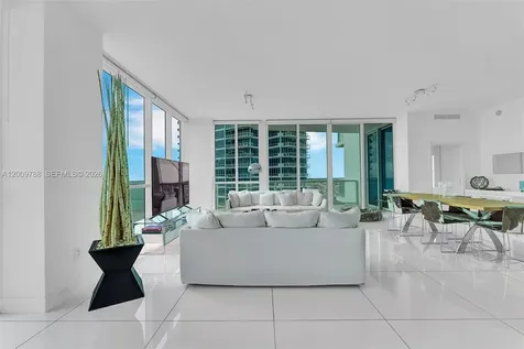 50 S Pointe Drive Miami Beach FL 33139