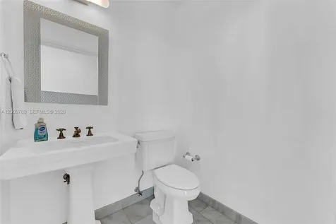 50 S Pointe Drive Miami Beach FL 33139